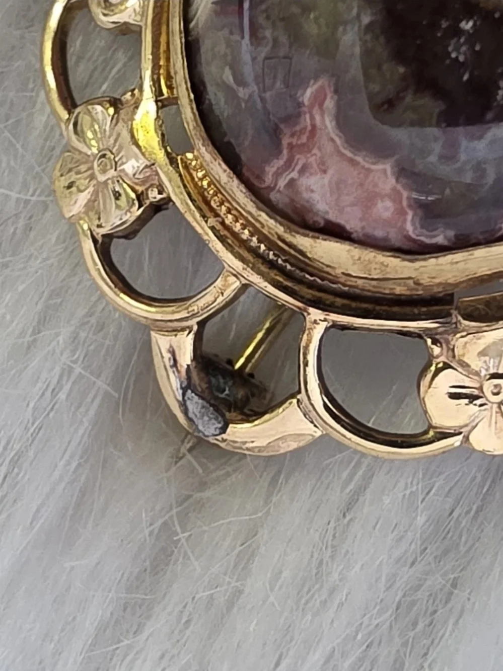 Vintage Signed White Co Gold Filled Crazy Lace Agate Oval Floral Brooch